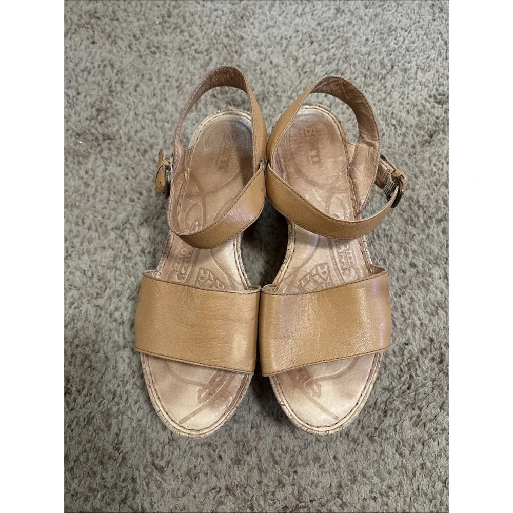 Born Wedge Sandals Women 9.5 Tan Leather Cork Platform Ankle Strap‎ Summer Heels